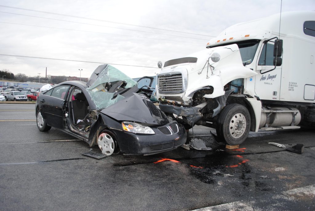 Truck Accident Injury Lawyer
